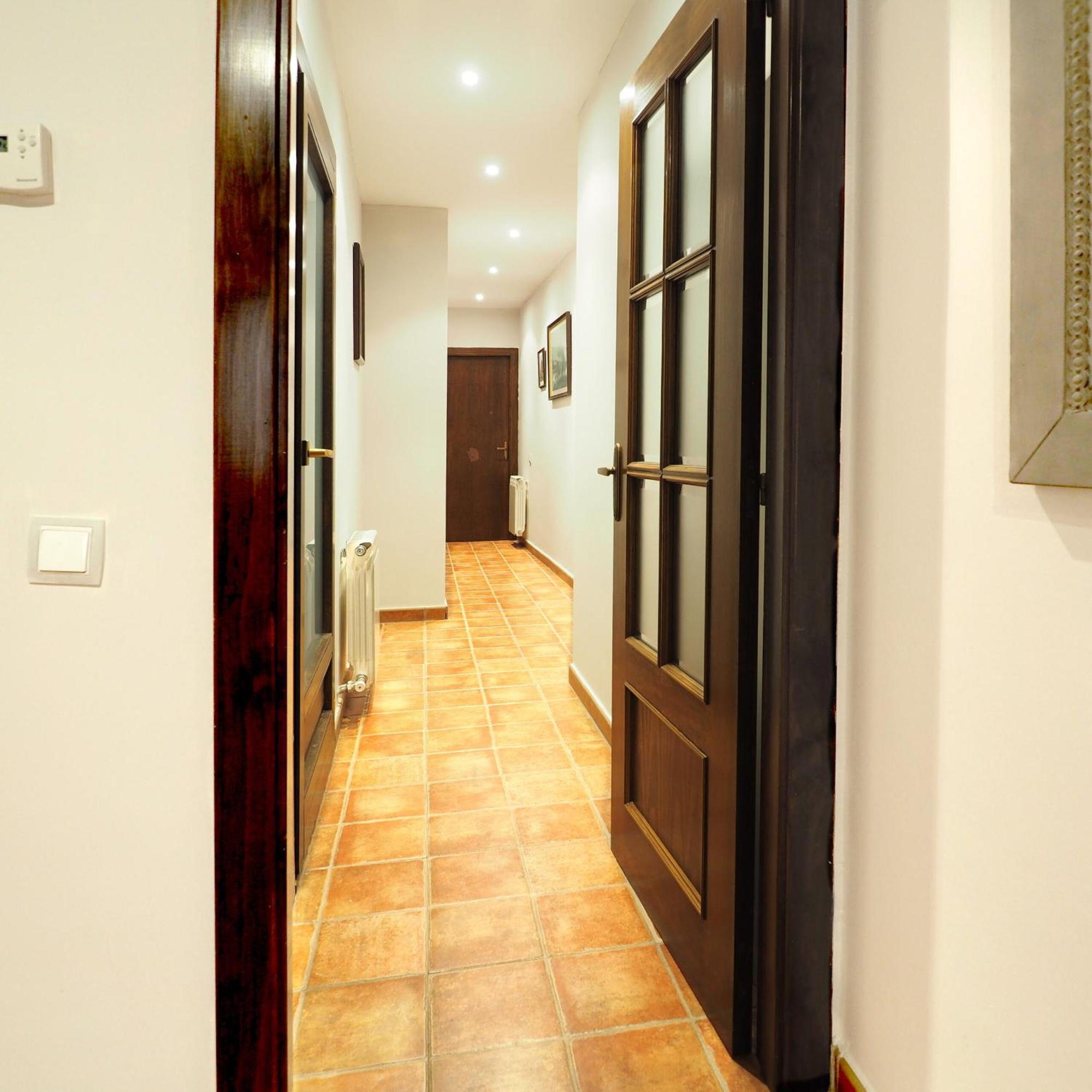 Apartamentos Angelus Plaza Mayor De Граус Экстерьер фото